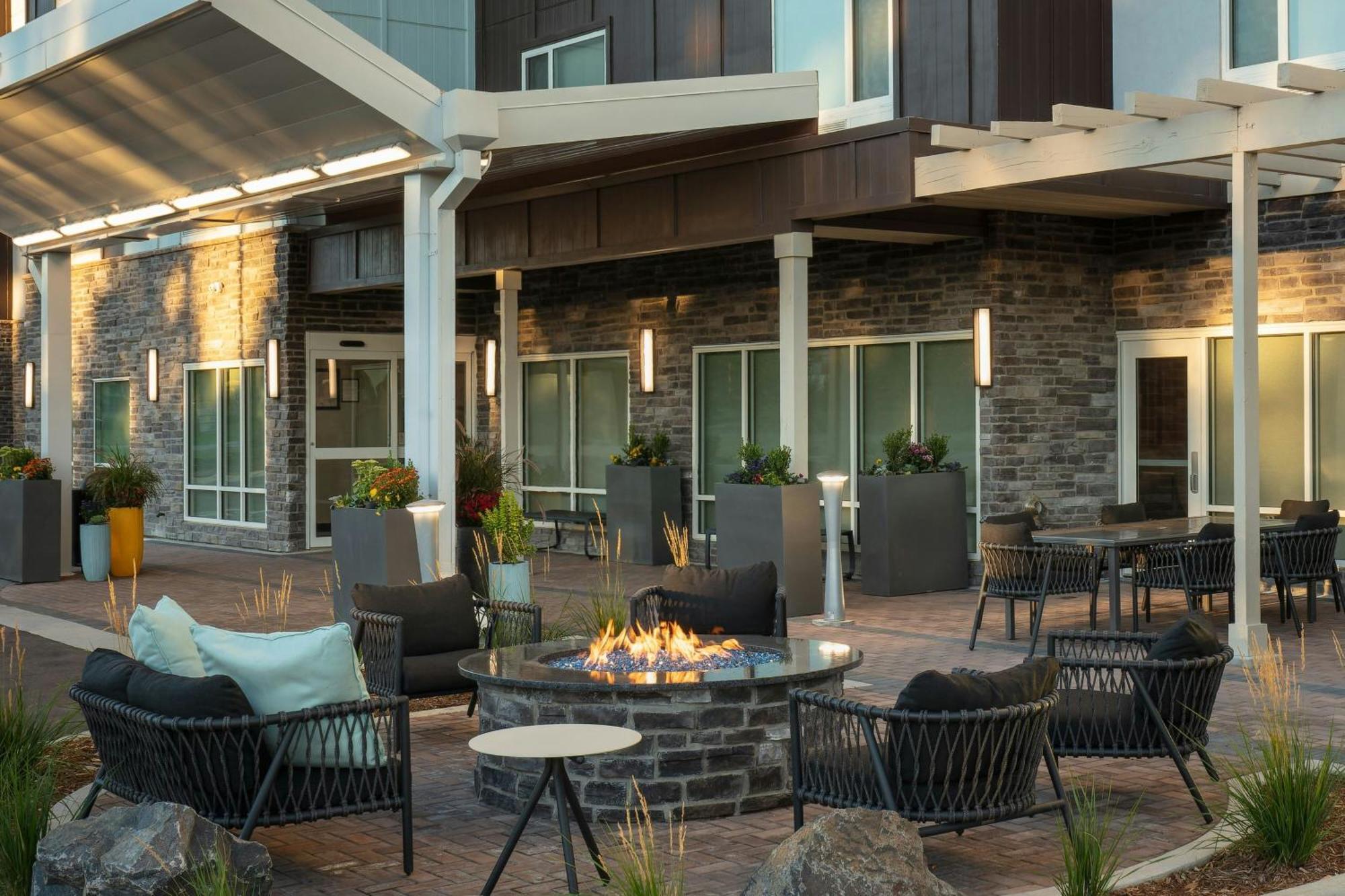 Towneplace Suites By Marriott Denver North ثورنتون المظهر الخارجي الصورة